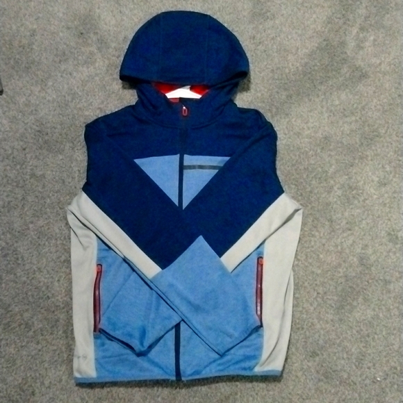 I bought this one from Russell dri power 360 but this is small for me😔 - Picture 1 of 3